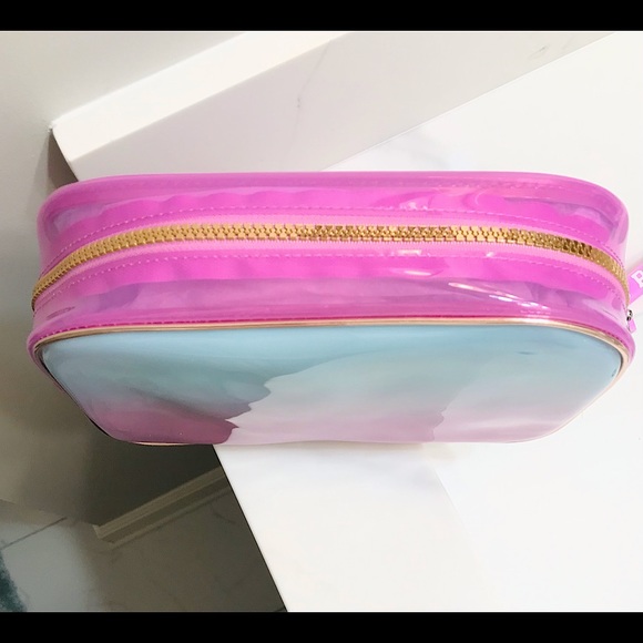 🆕PINK SUPER CUTE COSMETIC BAG/MERMAID COLORS ZIPPER CLOSURE/PINK ON FRONT/NWT!! - Picture 3 of 14